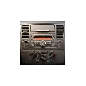 Radio Nissan Juke, Tiida acabado en negro