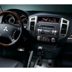 Radio Mitsubishi Montero 2007 2015