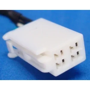 Conector para añadir cámara trasera a radio de origen modelos Toyota