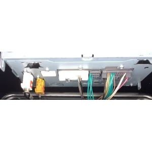 Conector para añadir cámara trasera a radio de origen Jeep Compass, Wrangler, Patriot