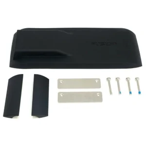 Marco adaptador y tapa protectora radio marino Fusion MS RA770