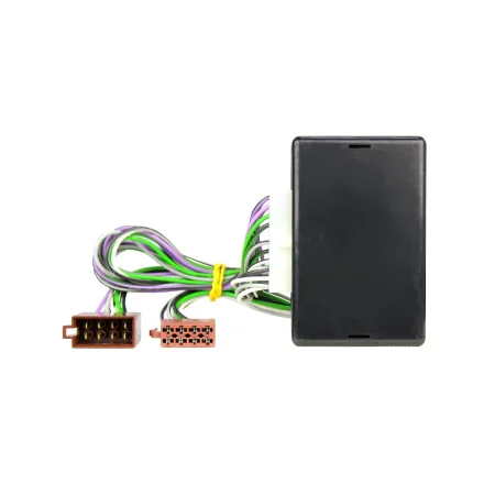 Adaptador para modelos Mercedes con sistema amplificado.