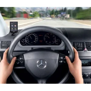 Manos libres Bluetooth con pantalla táctil a color 2,8" Bury CC 9056 PLUS