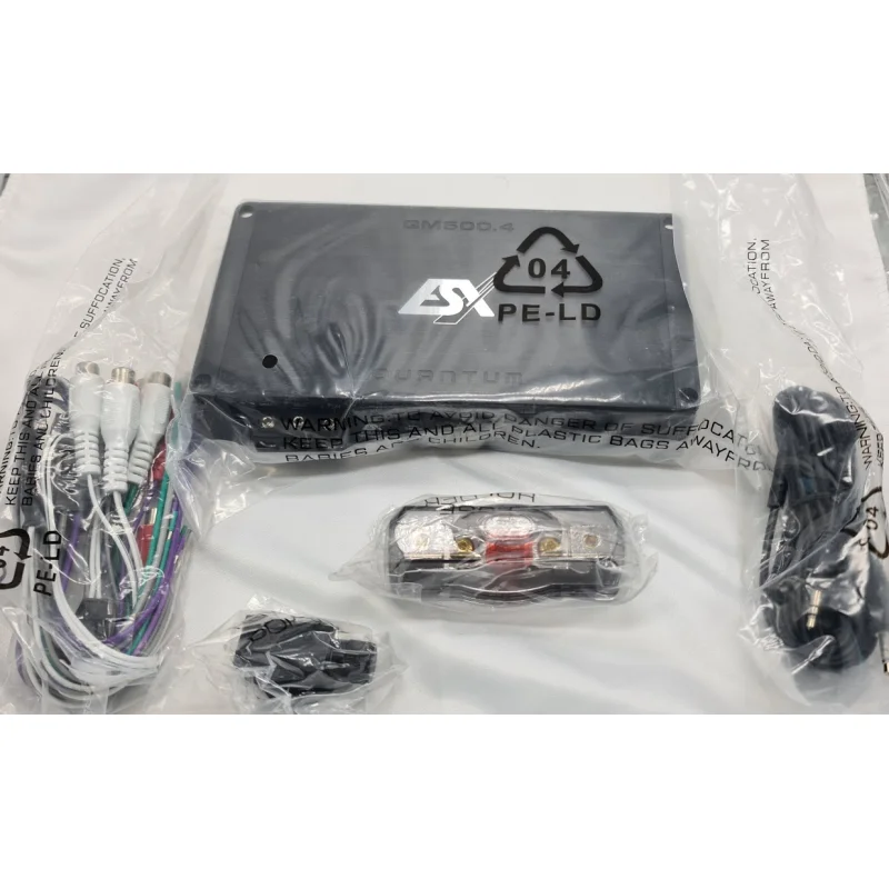 Amplificador ESX QM500.4 accesorios