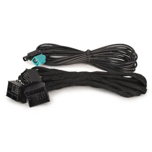 Cable alargador Fakra para modelos BMW con navegador en maletero.
