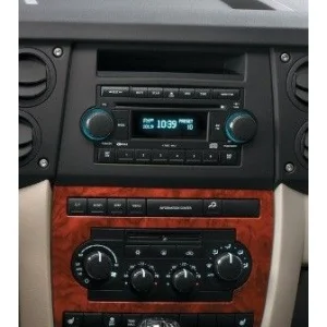 Radio Jeep Comamder con ruedas salientes, sin navegador de origen