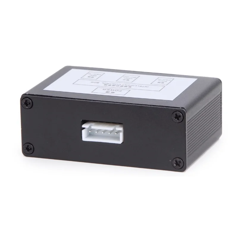 Caja conexión cámara trasera y delantera.
