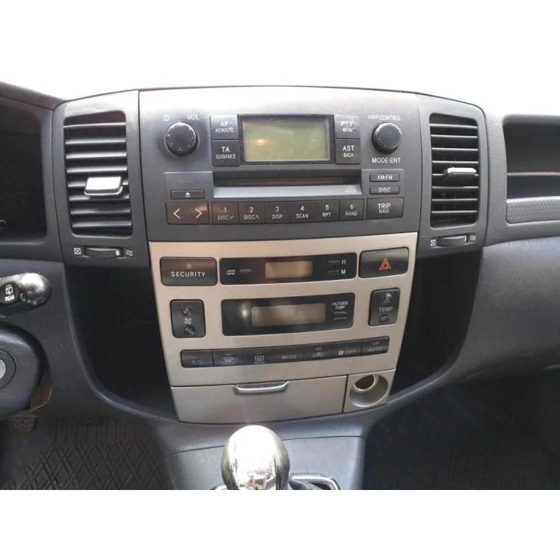 Radio Toyota Corolla Verso, año 2000 2006