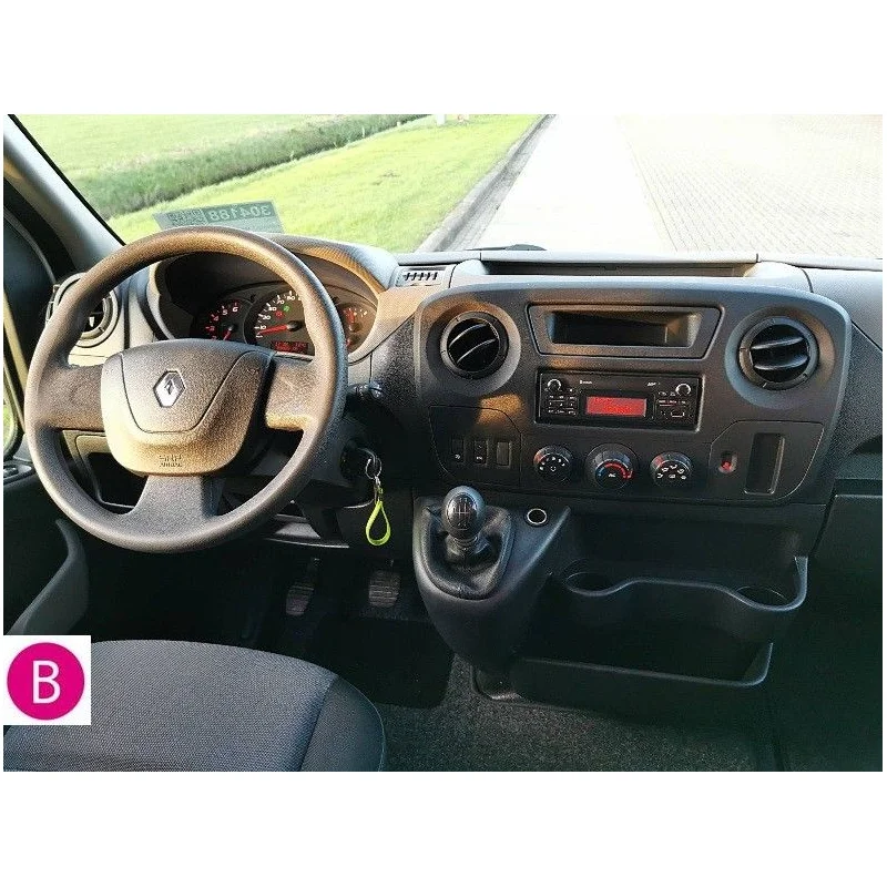 Nissan NV400