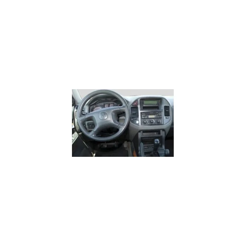 Radio OEM Mitsubish Montero / Pajero 2002