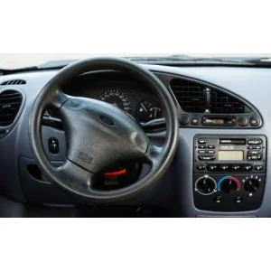 Radio OEM Ford Fiesta 2000