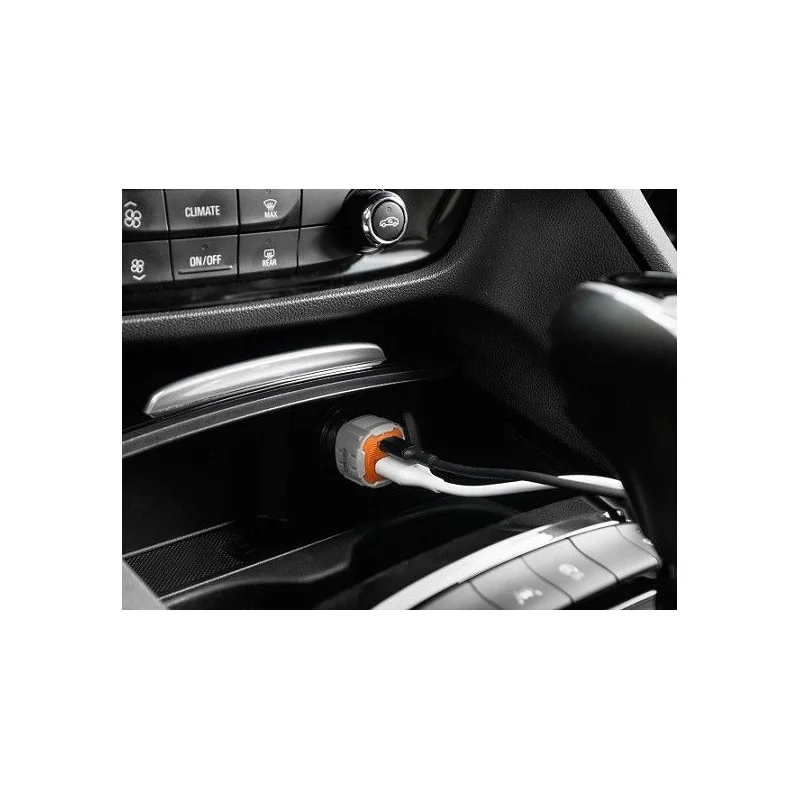 Cargador en coche, con 1xUSB C y 1xUSB, potencia máxima 38W