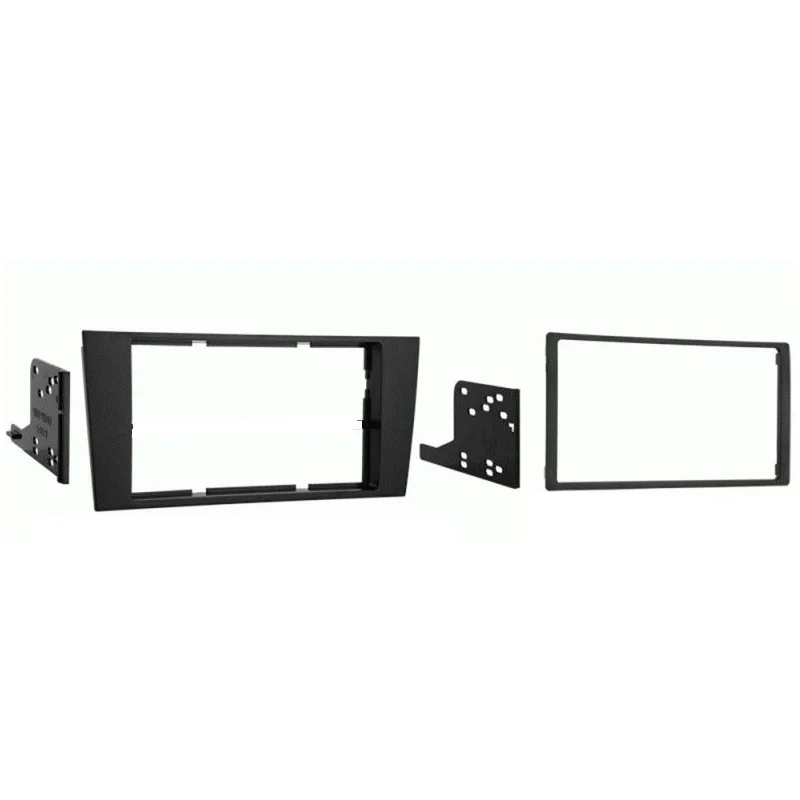 Marco frontal Audi A4 1999 2001, con radio de OEM Symphony.