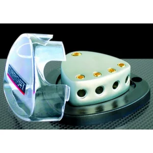 Target Audio ZPT 301, distribuidor de masa 1 x 4 AWG (entrada), 4 x 8 AWG (salida).