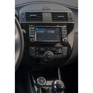 Radio OEM Nissan Pulsar 2015