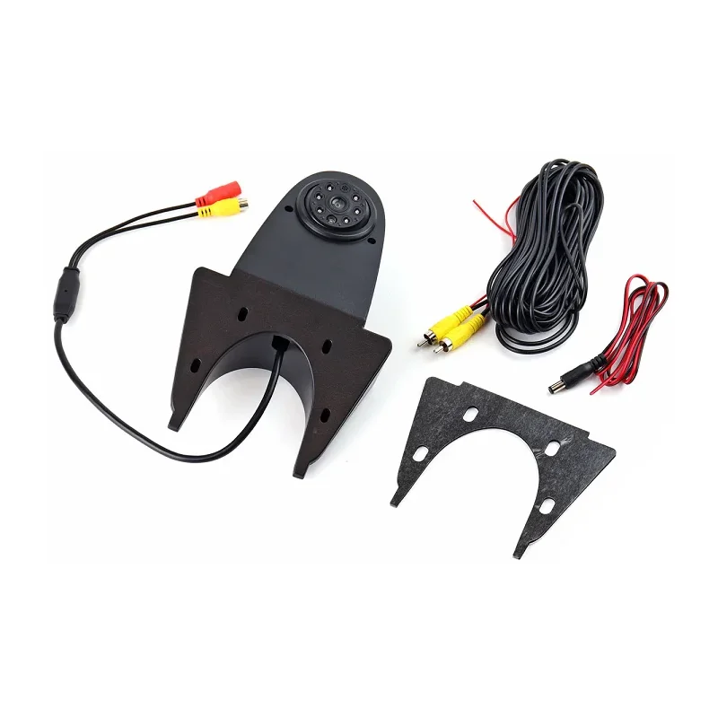 Cámara trasera HD 502 IR y accesorios para instalación.