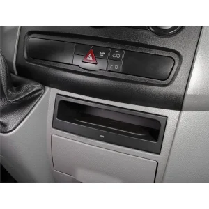 Instalacion base INBAY cargador inalambrico consola Sprinter Crafter camper