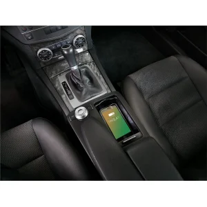 Instalación base INBAY cargador inalámbrico consola Mercedes con cajon corredizo