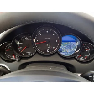 velocímetro de serie compatible con la instalación de cuadro digital