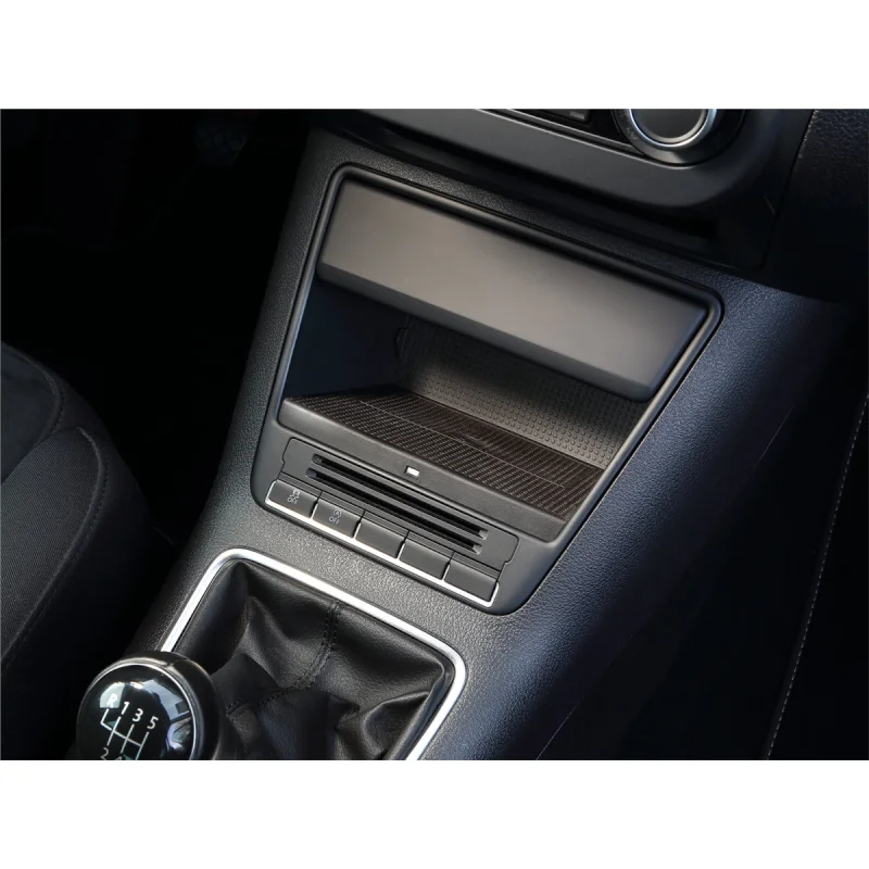 Resultado instalación de cargador inalámbrico INBAY 10W para Volkswagen Tiguan I y Golf Plus