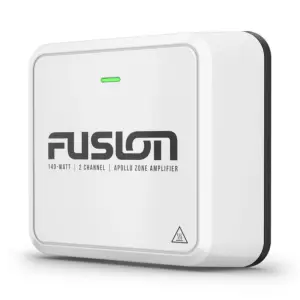Perspectiva del amplificador compacto Fusion Apollo para barcos con logo