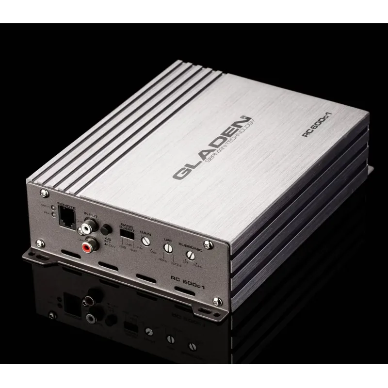 Visión lateral del amplificador Gladen Audio RC 600c1 G3 mostrando las conexiones de entradas