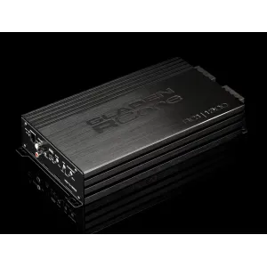 Vista general mostrando las entradas del amplificador monoblock Clase D para subwoofer