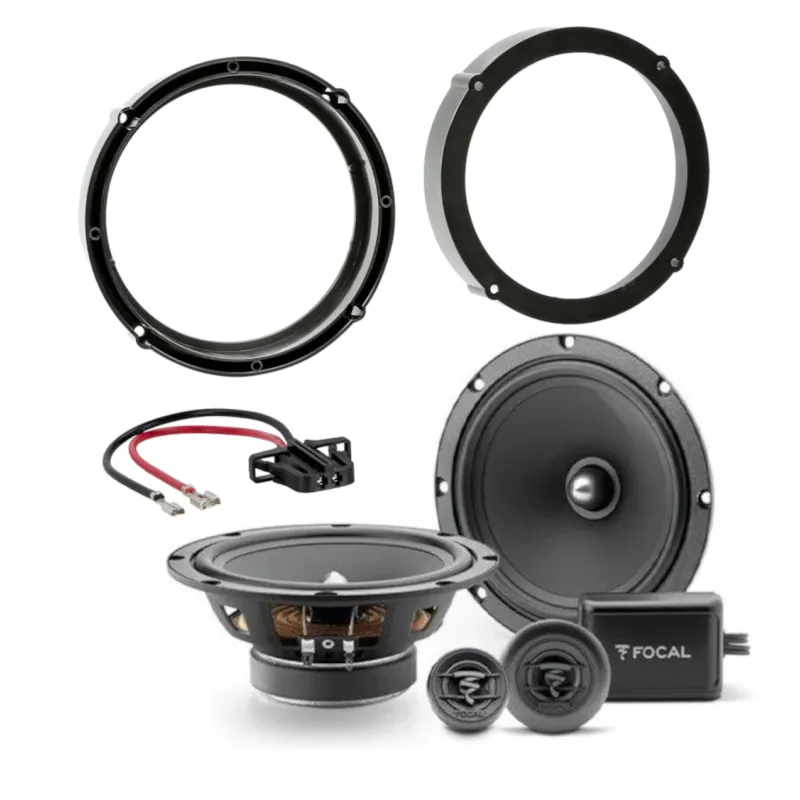 Vista del kit completo con loos altavoces Focal ASE 165, los aros adaptadores y los conectores de altavoces.