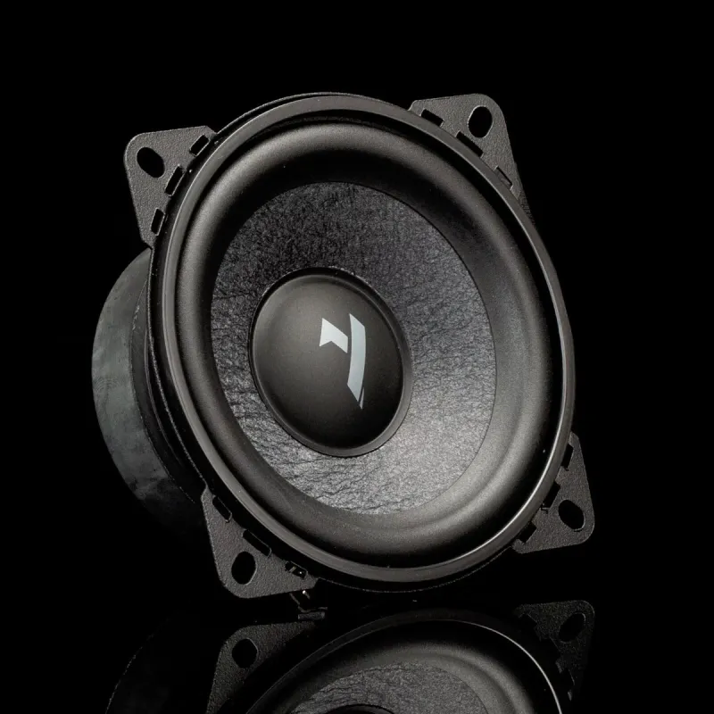 Vista frontal del kit de altavoces de vías separadas Gladen Gamma 100.2