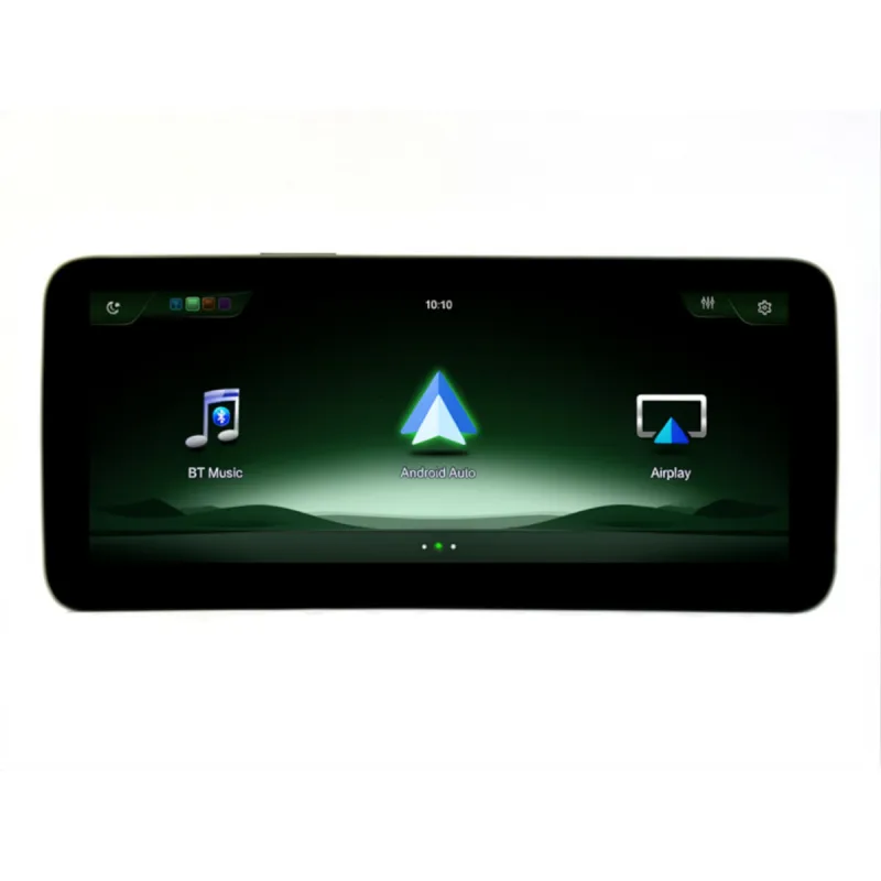 Pantalla linux para mercedes con sistema NTG4.5 mostrando el menú principal en color verde