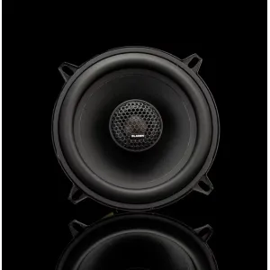 Vista frontal de los altavoces coaxiales Gladen Beta 130-X