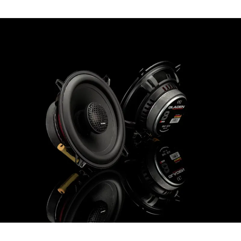 Vista general de los altavoces coaxiales Gladen Beta 130-X