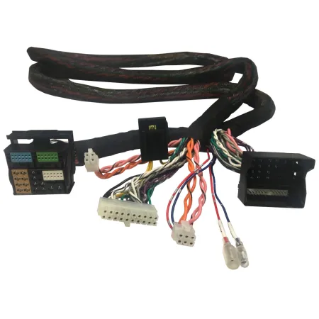 Adaptador Plug&Play Power Quadlock para conectar amplificador M4+/M6 con Audi y Seat