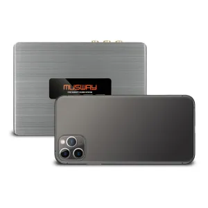 Comparación del tamaño con un dispositivo móvil del amplificador con DSP Musway M5-512K