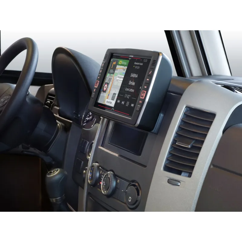 Pantalla mostrando la navegación del Alpine X903D S906, Navegador 9" Mercedes Sprinter (S906), 2013