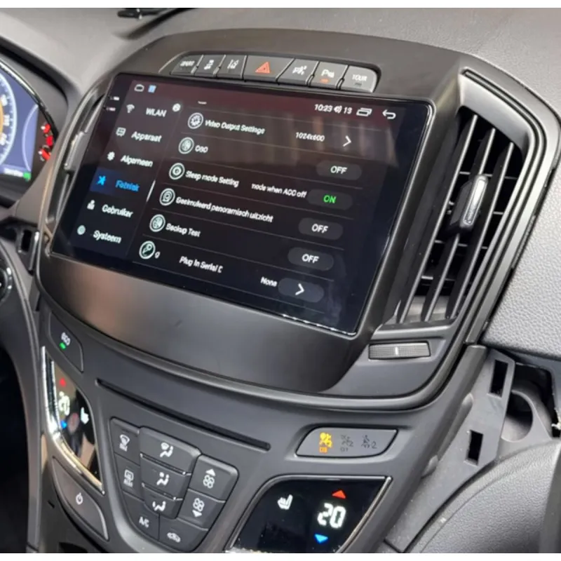 Resultado de instalación de la pantalla android para Opel Insignia.
