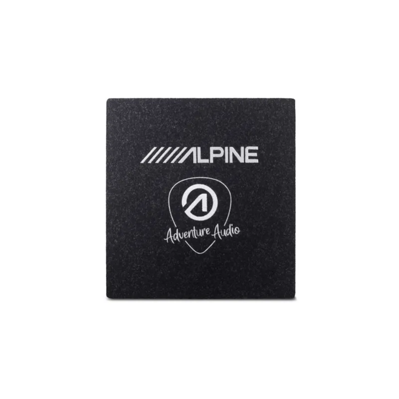 Vista trasera de la caja Alpine Adventure Audio incluida en el kit SPC-W84ACRA2-2
