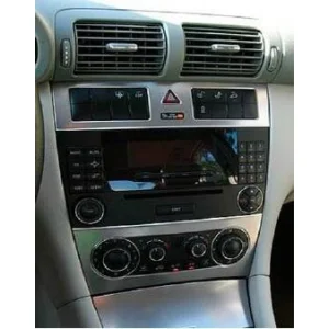 Kit instalación radio Mercedes Clase C Restyling año 2004 2007