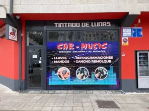 Fachada de Car Music en Boiro, especialistas en car audio y electrónica del automóvil