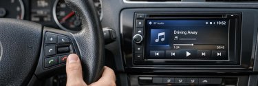 Cómo conservar los mandos del volante al cambiar la radio
